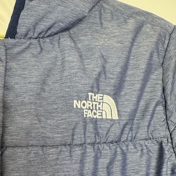 The North Face Blue Puffer Jacket Long Sleeved Hooded Pockets Insulated Girls 18 - Picture 7 of 13